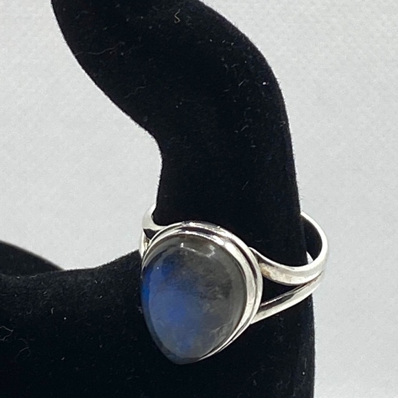 Labradorite Sterling 925 Ring Size 9 Artisan Flaw chip on the side - Picture 6 of 16